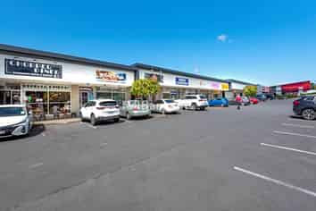 Retail on Busy Albany Highway - Available Now