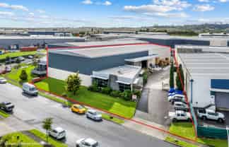 A-Grade Industrial HQ - High Stud + Yard