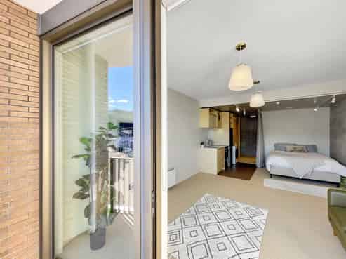 112/2 Campbell Terrace, Petone