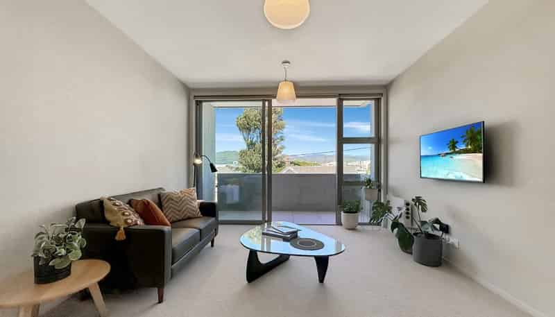 302/2 Campbell Terrace, Petone