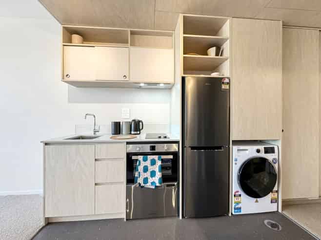 302/2 Campbell Terrace, Petone
