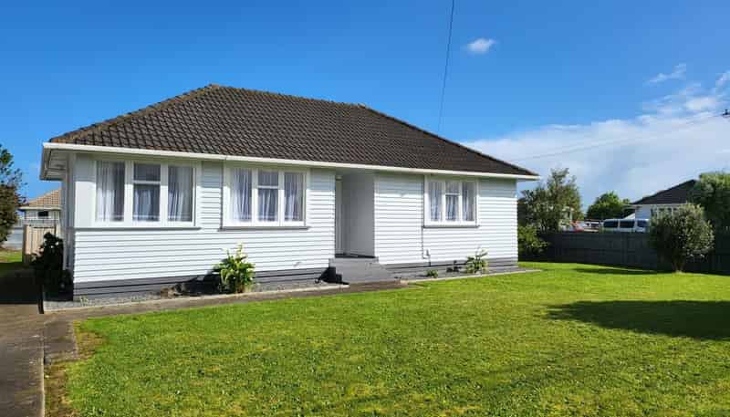 17 Maire Street, Levin
