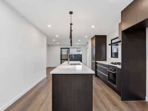6 Alexander French Close, Silverdale