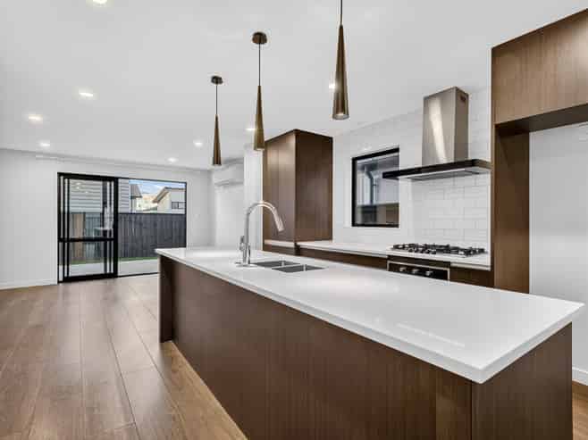 6 Alexander French Close, Silverdale