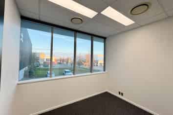 Hornby Office 
