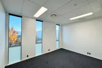 Hornby Office 