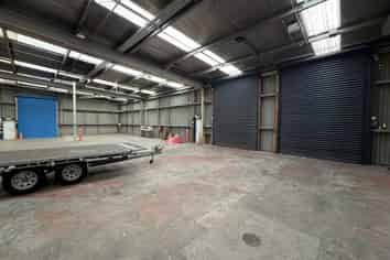 Ngauranga office and warehouse mix