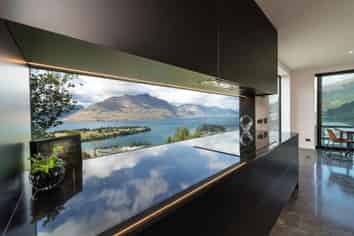 29 Vancouver Drive, Queenstown Hill