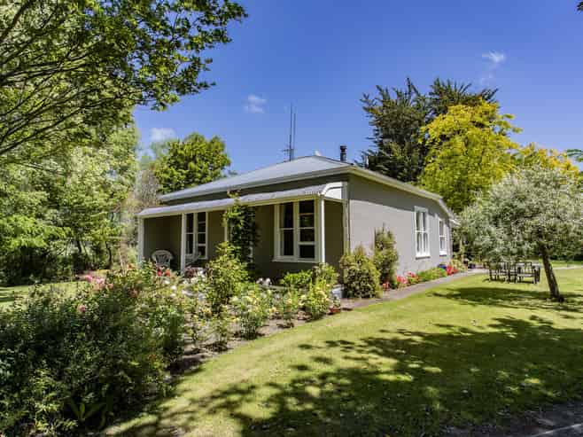 439 Lower Sefton Road, Sefton