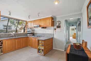161 Catherine Street, Windsor