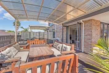 20 Araminta Place, Beachlands