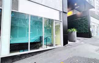 AFFORDABLE CBD RETAIL OPPORTUNITY
