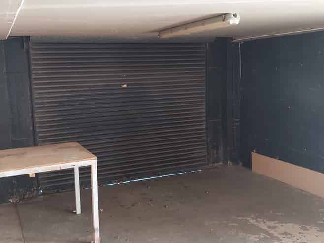 Ground floor workshop and storage space