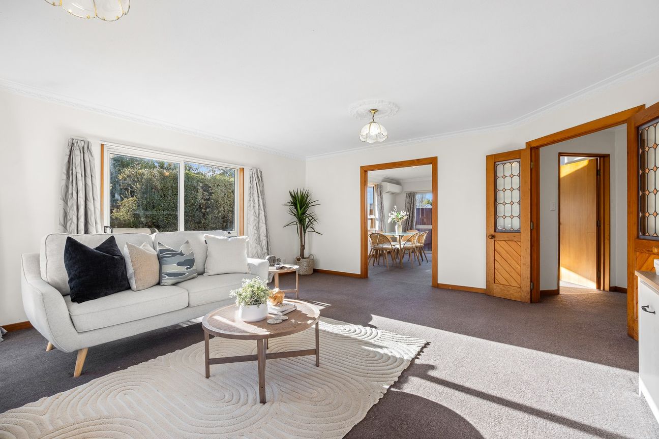 Spacious, double glazed and ready now - Widok 5