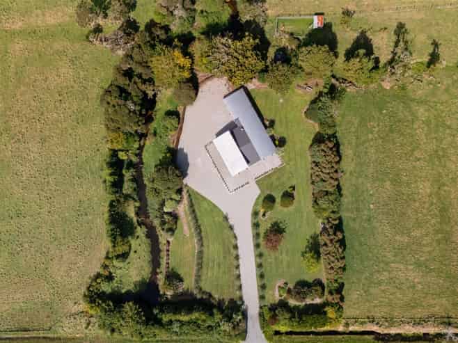 168 Utopia Road, Westport