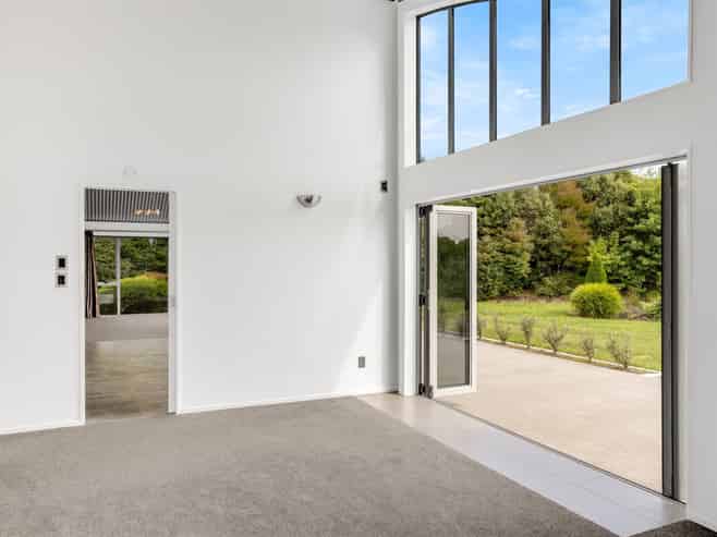 168 Utopia Road, Westport