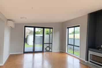 6 Hohiria Street, Waikanae Beach
