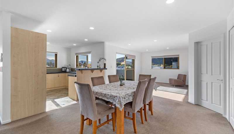 54 Reece Crescent, Wanaka