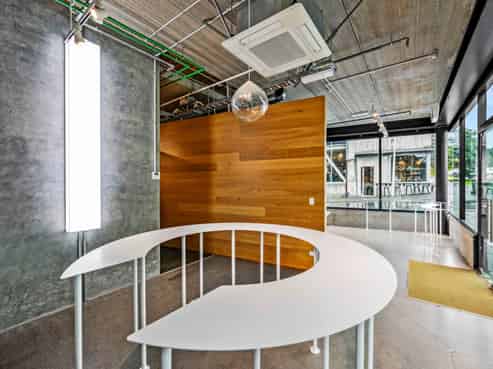 CORNER PROFILE FREEHOLD
