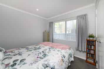 17A Sinclair Avenue, Highbury