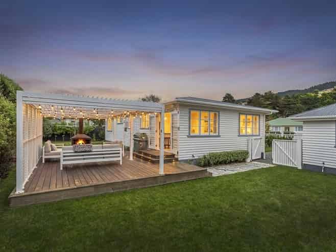 4 Beauchamp Street, Tawa