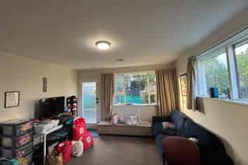 1/93 Grafton Street, Waltham