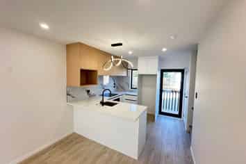35B Hargest Terrace, Mount Albert