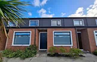 30/137 Hall Avenue, Favona