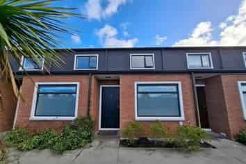 30/137 Hall Avenue, Favona