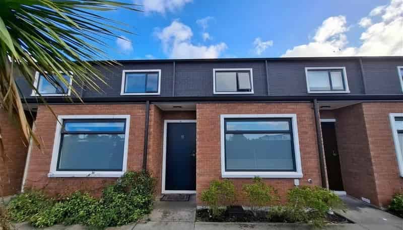 30/137 Hall Avenue, Favona
