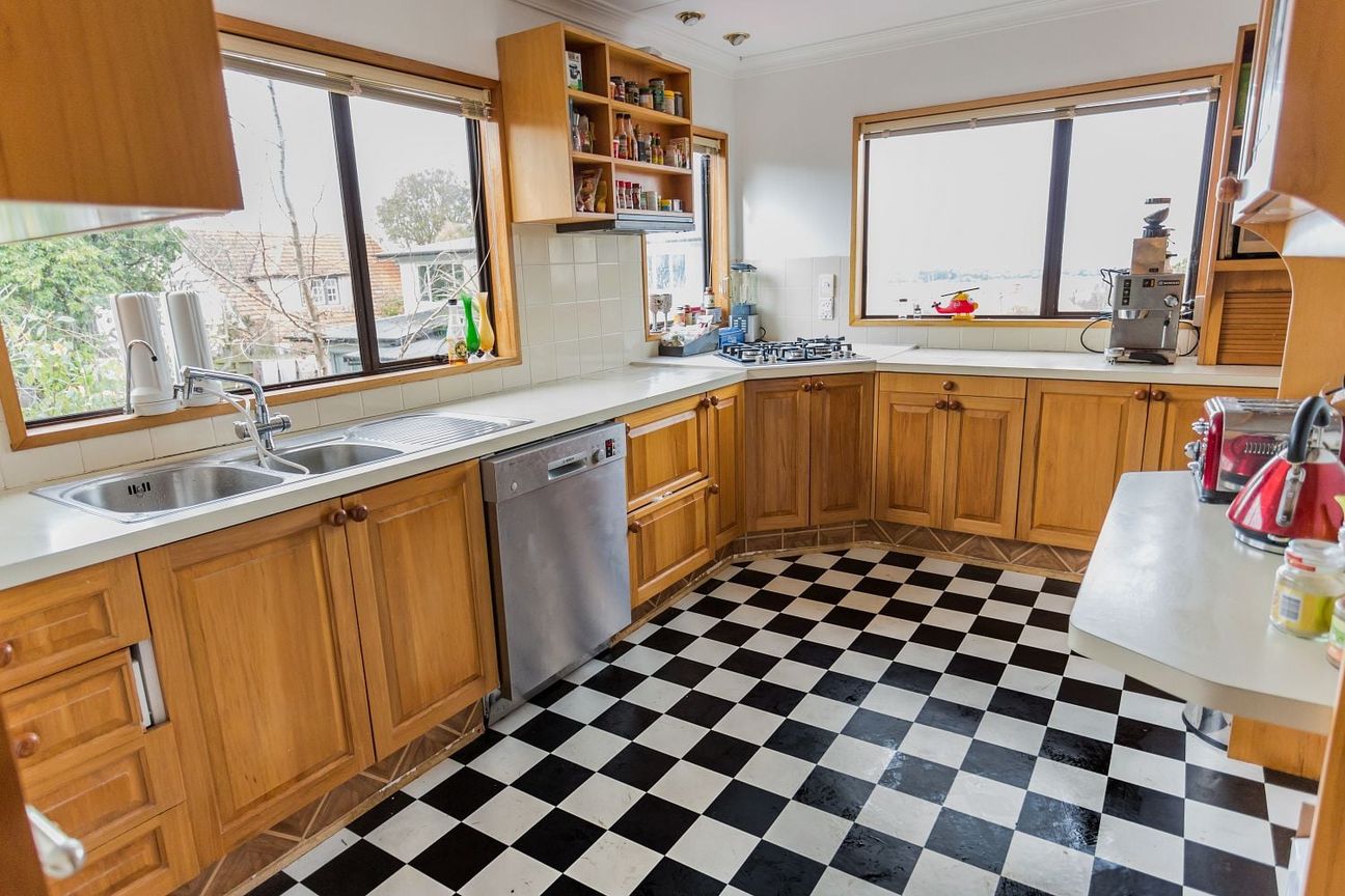 LARGE IMPRESSIVE 8 BEDROOM HOUSE FOR 2026 - Widok 4