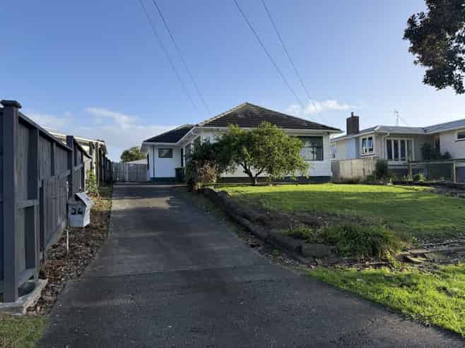 26 Whitley Crescent, Otara
