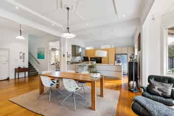 127 Owens Road, Epsom