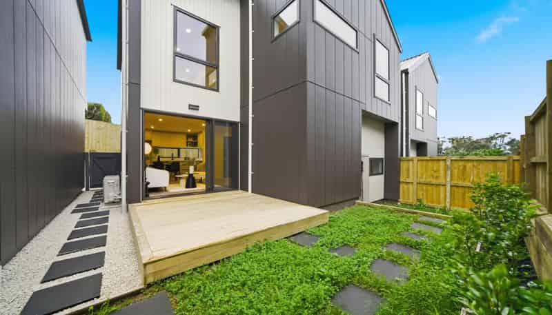 10E Neptune Avenue, Beach Haven