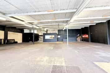 Flexible Papatoetoe Space | 265 m2
