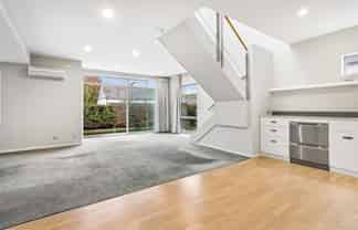 15/77 Carlton Mill Road, Merivale