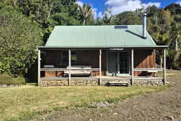 1797 Colville Road, Coromandel