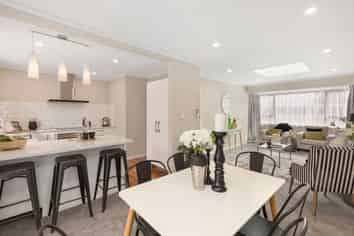 b/48 Queens Grove, Belmont