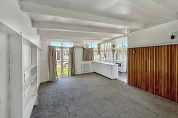 2/455 Featherston Street, Palmerston North Surrounds