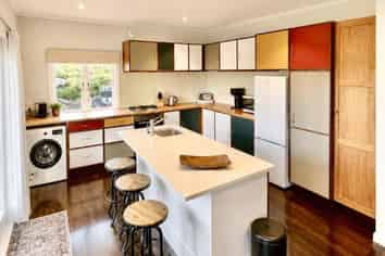10 Lara Lane, Kaiwaka