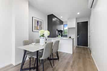 11D Mandarin Place, Half Moon Bay