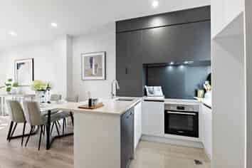 11D Mandarin Place, Half Moon Bay