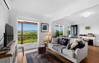 Unique & Genuine Home & Income! 