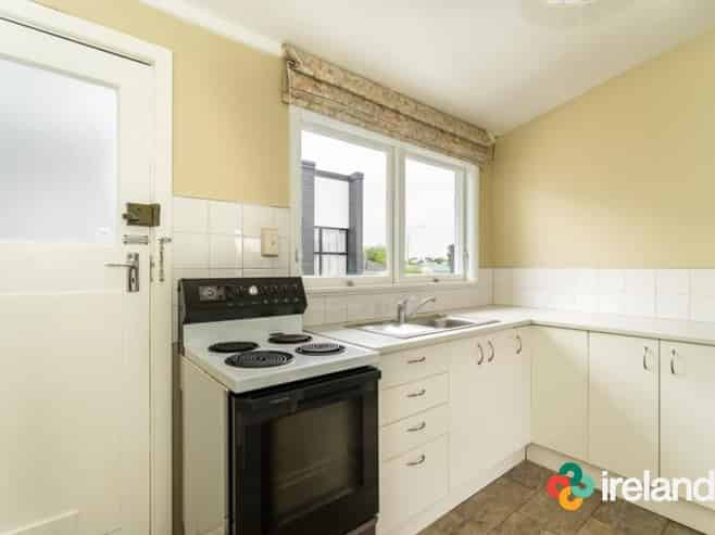 7/142 Stanmore Road, Linwood