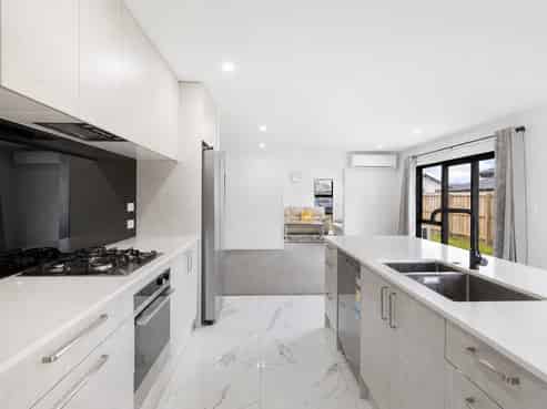23 Clonbunny Close, Rolleston