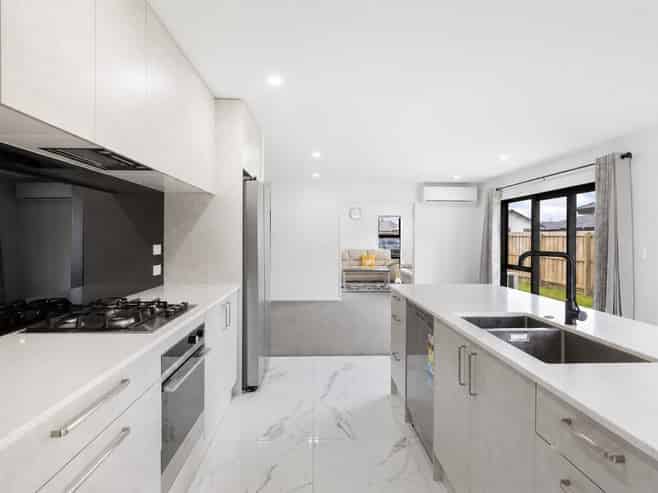 23 Clonbunny Close, Rolleston