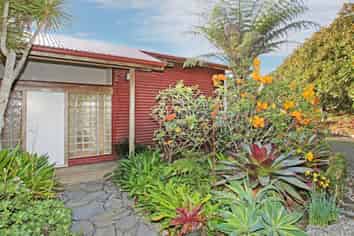 392 Hillview Road, Bombay