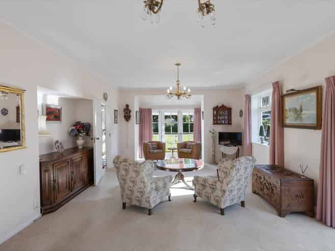 48  Buckley Road, Epsom