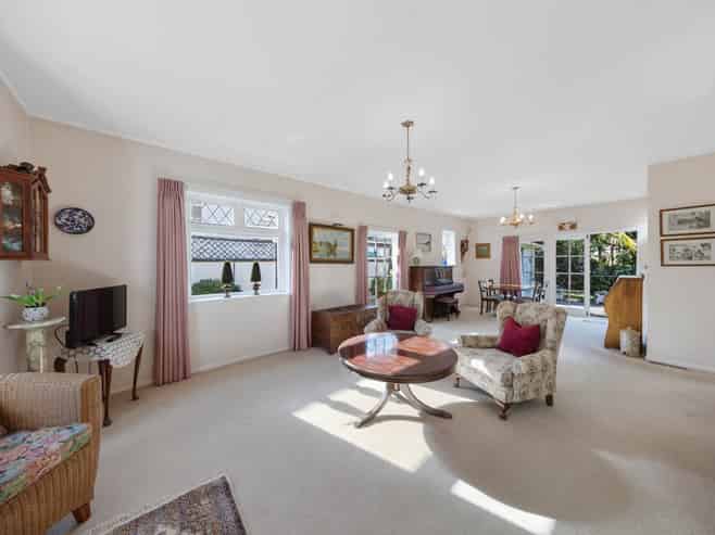 48  Buckley Road, Epsom