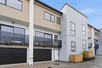 4/5 Arawa Street, New Lynn